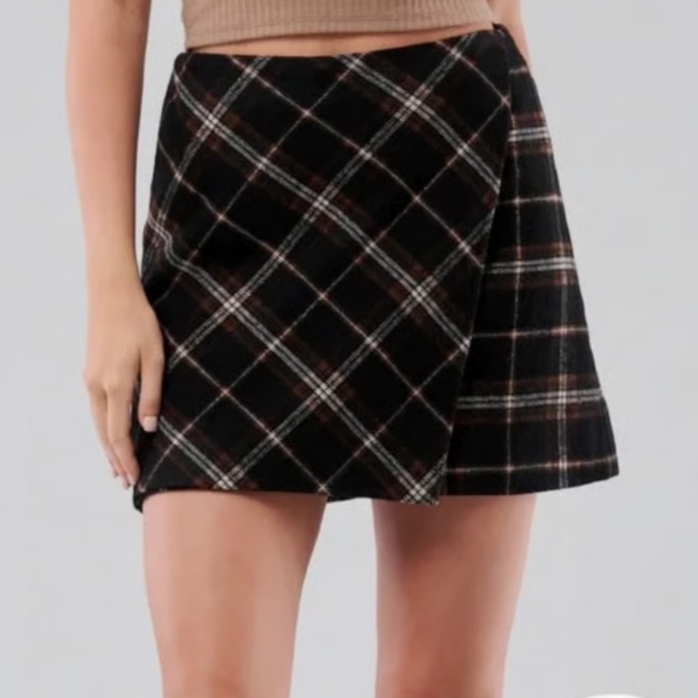 Hollister Co. Women's Plaid Checkered Skirt  Ultra High-Rise Size Small
